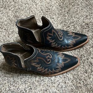 Ariat Dixon Bootie